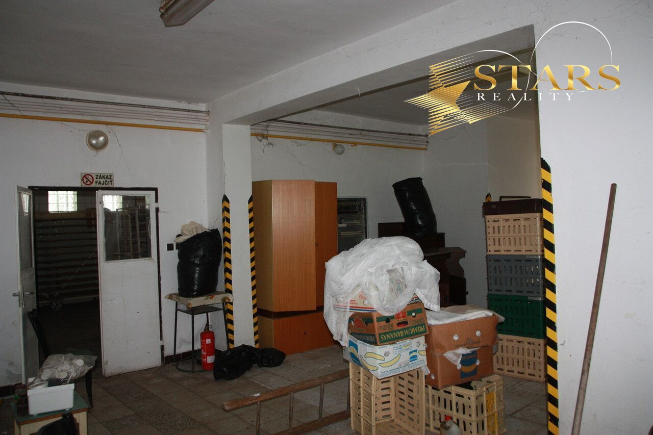 Vaša šanca na nový začiatok: Rodinný dom s pekárňou v malebných Vaďovciach!