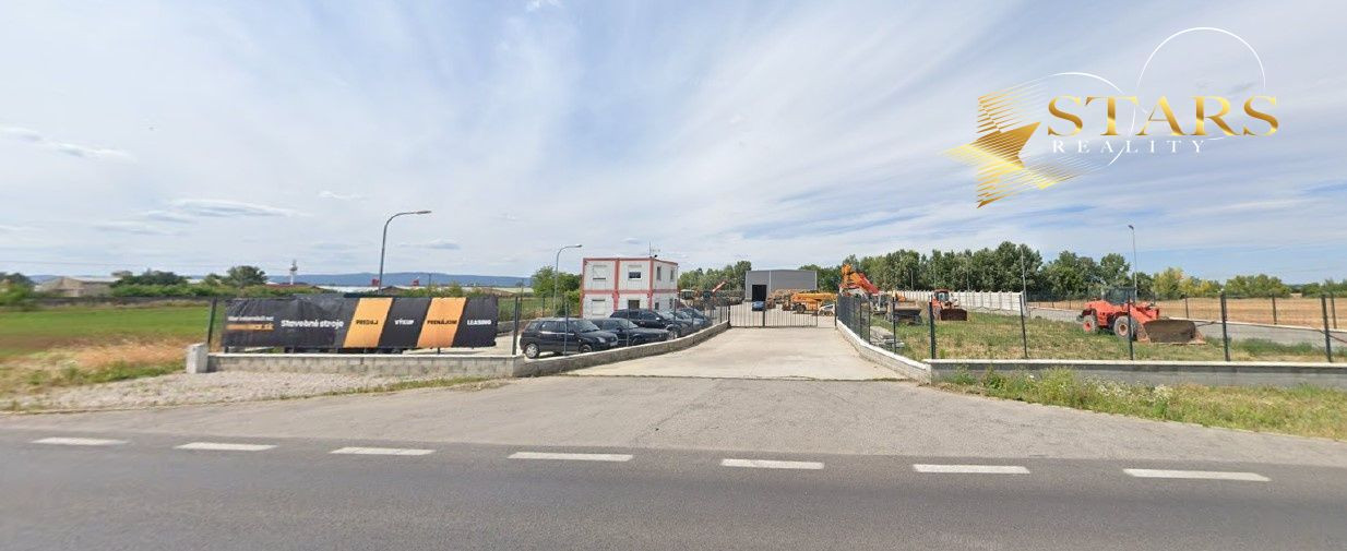 TOP PONUKA! Super poloha obchodných priestorov v obci BERNOLÁKOVO