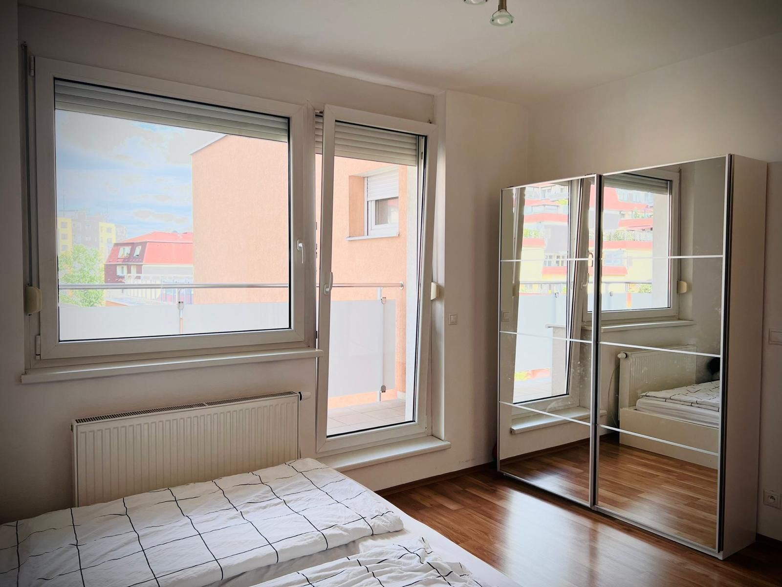 Prenájom 3,5-izbového bytu – Dlhé diely (komplex Kaskády)