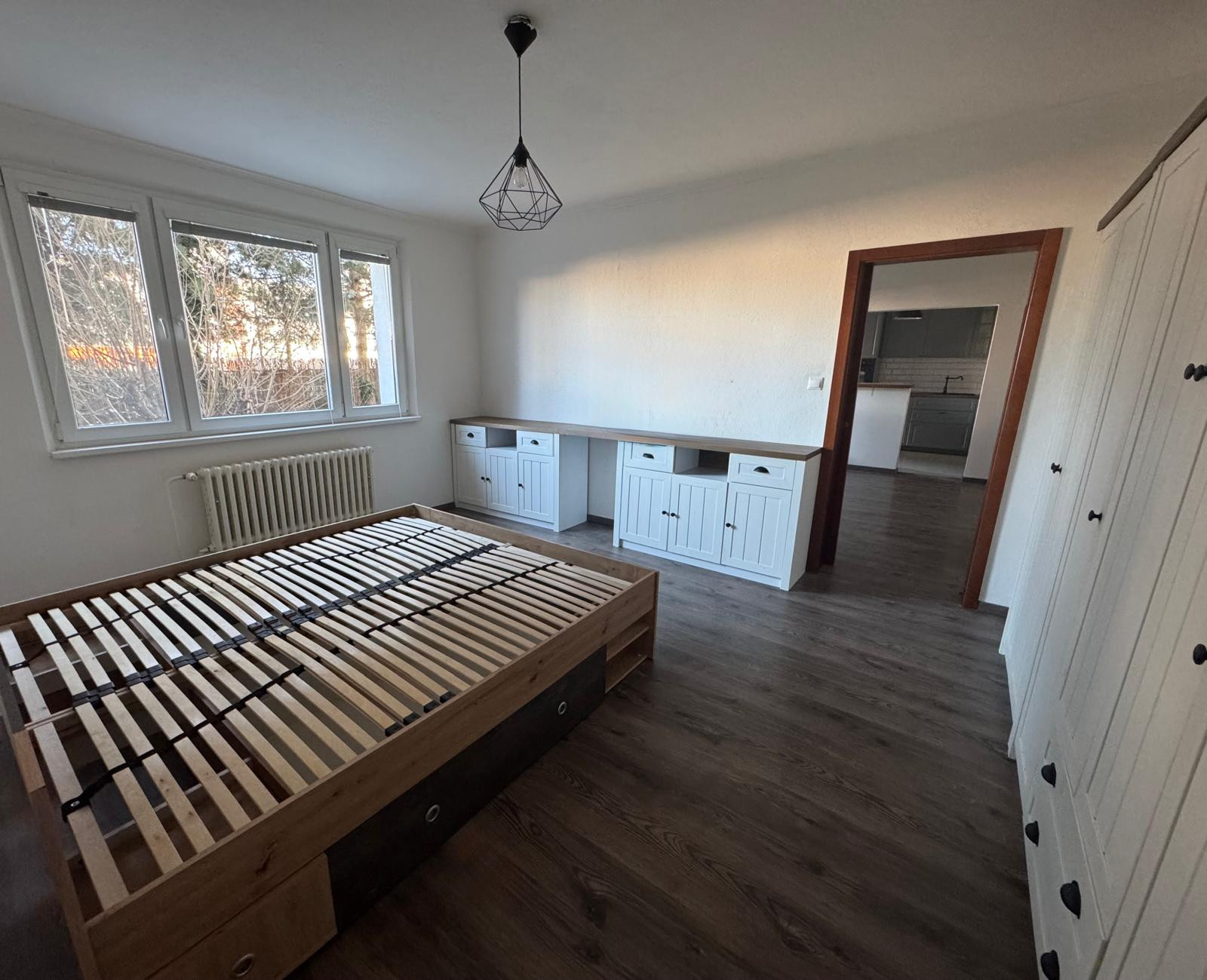 2-izbový byt so súkromnou záhradou v Karlovej Vsi