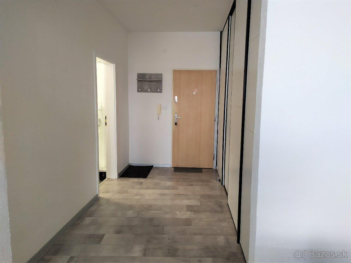 Moderný 2-izbový byt na prenájom v top lokalite – Trnavská cesta