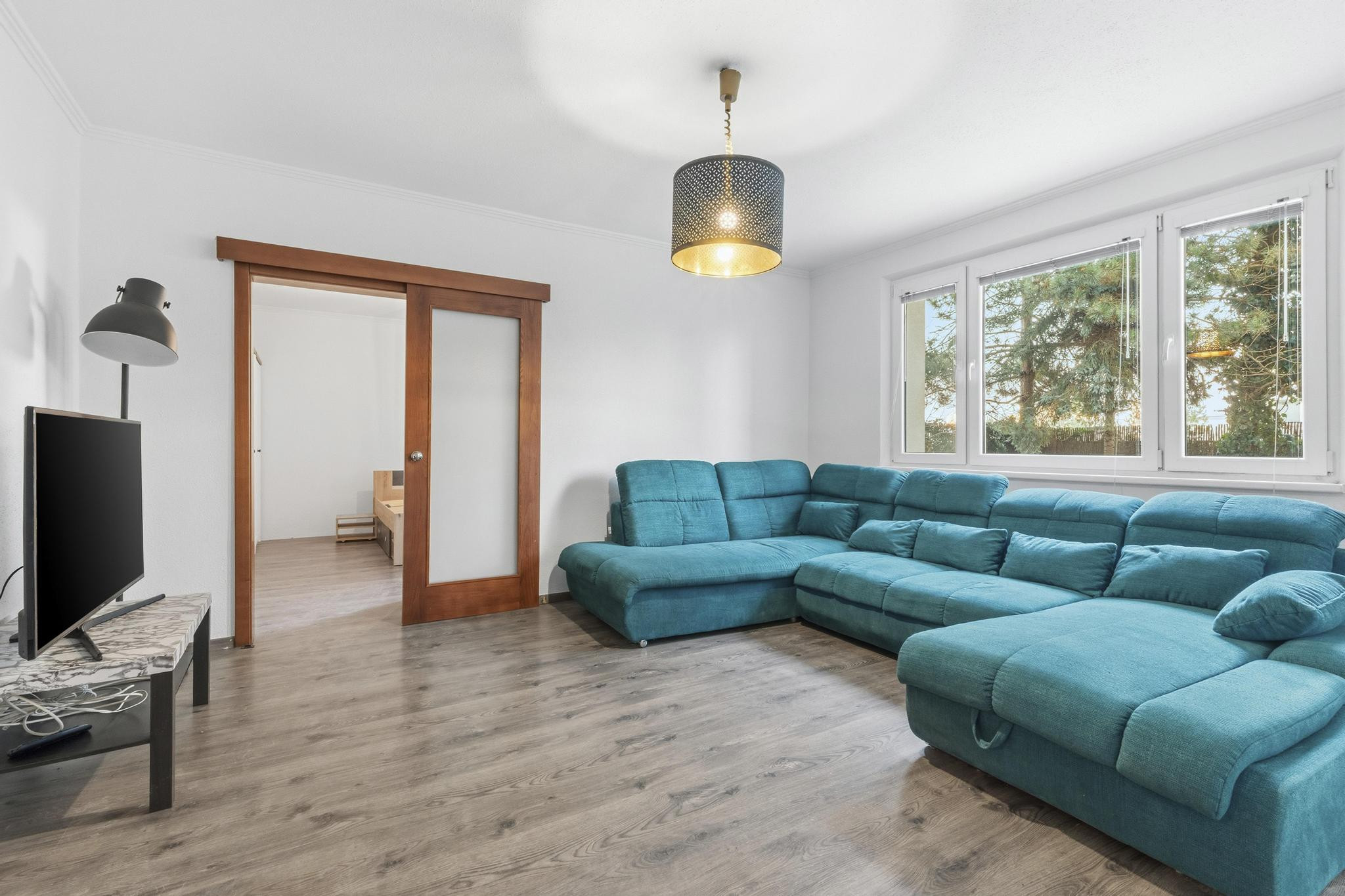 2-izbový byt so súkromnou záhradou v Karlovej Vsi