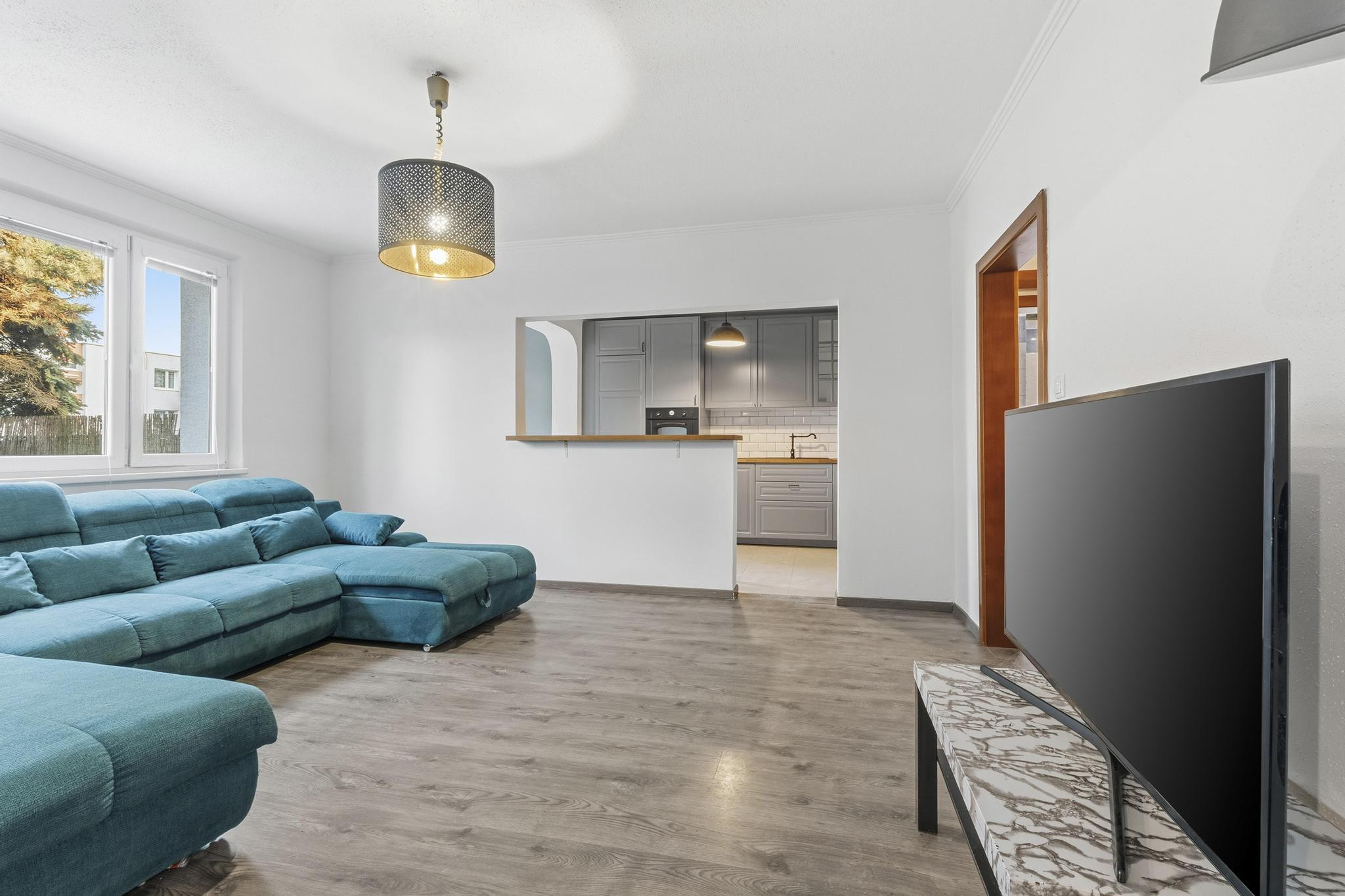 2-izbový byt so súkromnou záhradou v Karlovej Vsi