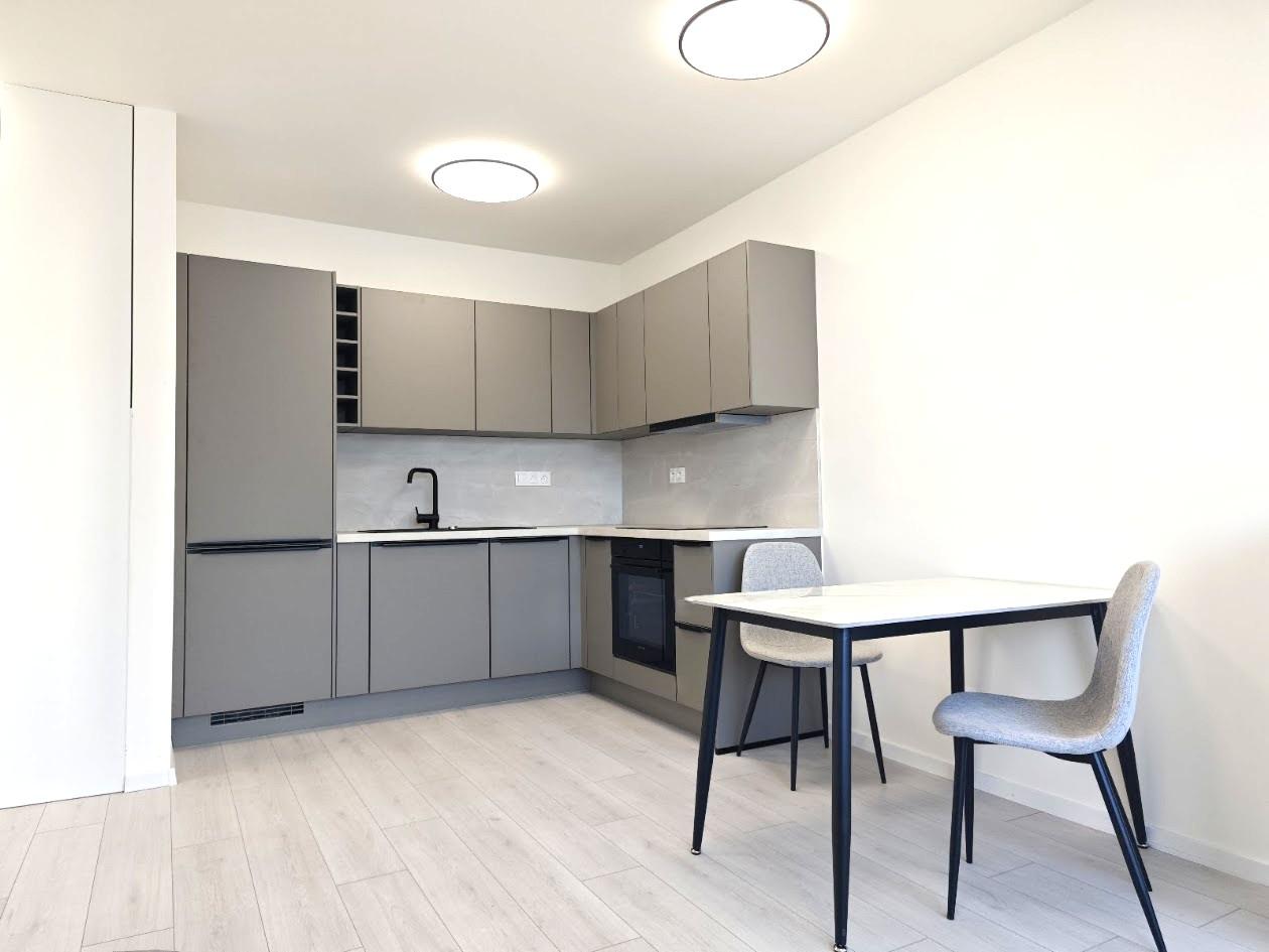 NOVOSTAVBA 2-izbový byt s terasou na prenájom v Opoji