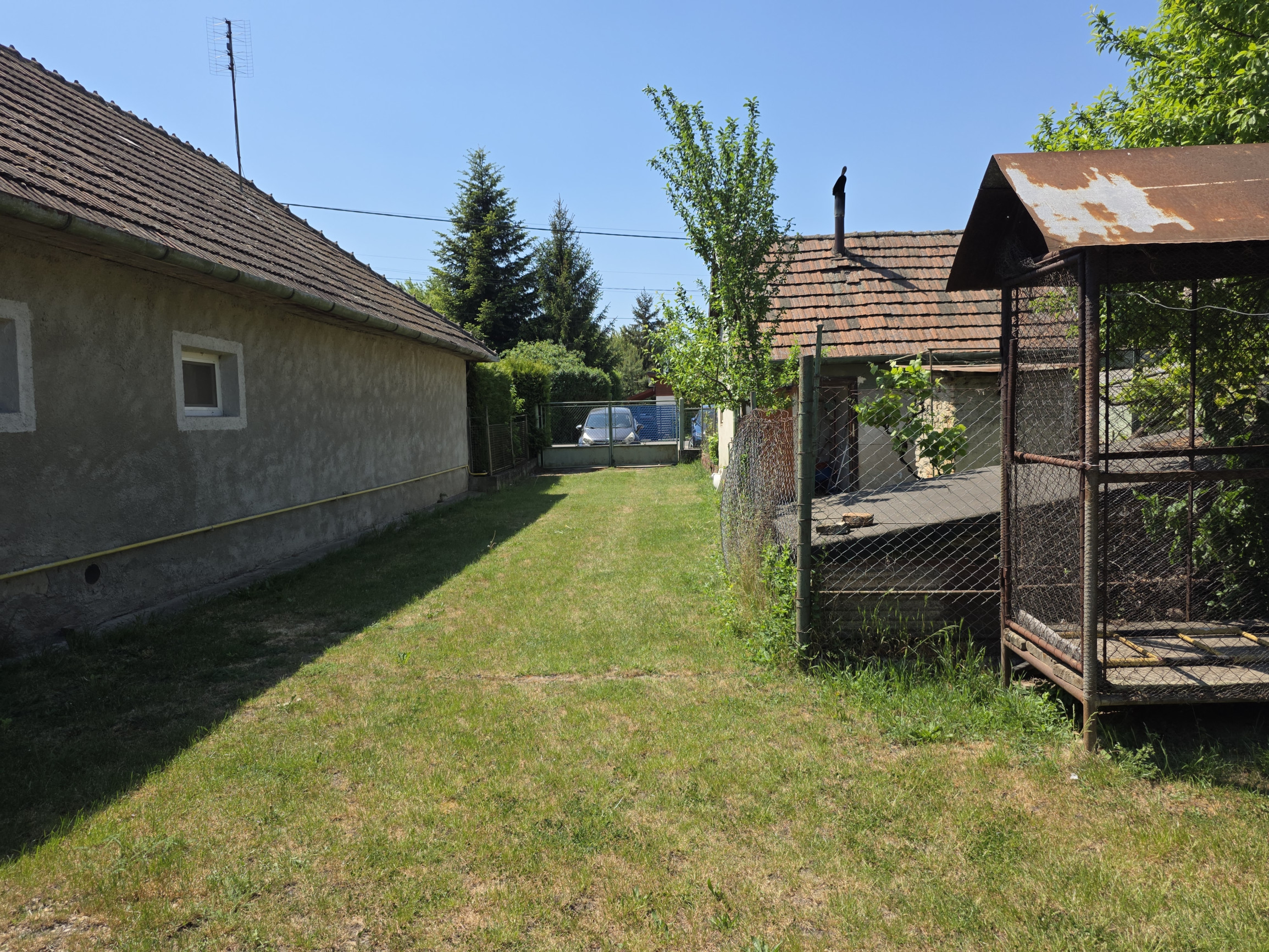 Vymeňte mestský ruch za vidiecku idylu s obrovským pozemkom