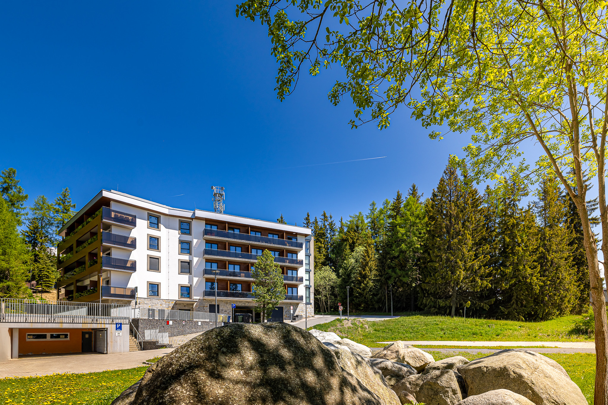 VÝNIMOČNÝ APARTMÁN V SRDCI VYSOKÝCH TATIER