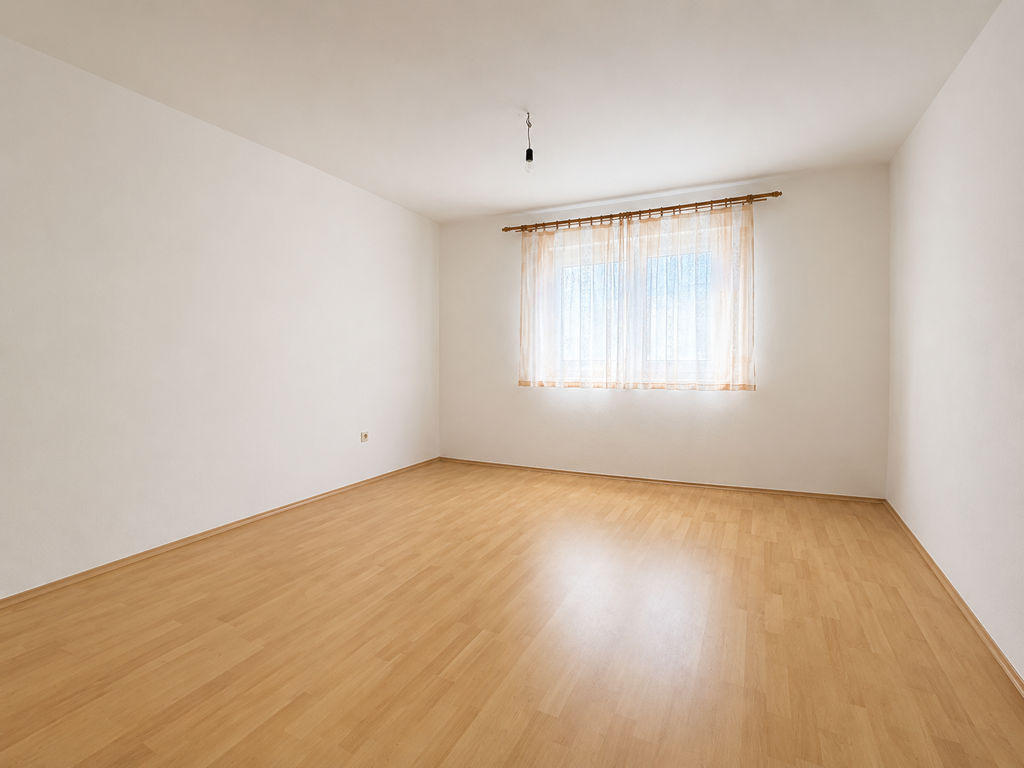 RODINNÝ DOM S POZEMKOM 1 905 m² V OBCI CHOČA