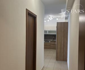 Prenájom 3,5-izbového bytu –  Dlhé Diely, Bratislava