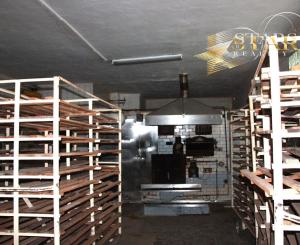 Vaša šanca na nový začiatok: Rodinný dom s pekárňou v malebných Vaďovciach!