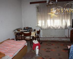 Vaša šanca na nový začiatok: Rodinný dom s pekárňou v malebných Vaďovciach!