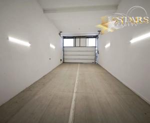Predaj garážového státia v blízkosti CITY PARK Rovinka a nového Urban Fitness.
