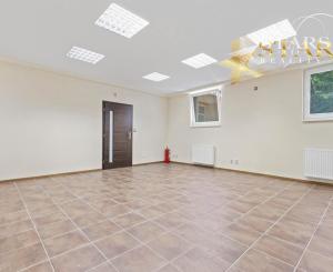 SUPER PONUKA!!! prenájom spodného podlažia o výmere 140 m²  v Šamoríne, ul. Hviezdna