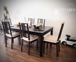 Prenájom 3,5-izbového bytu – Dlhé diely (komplex Kaskády)