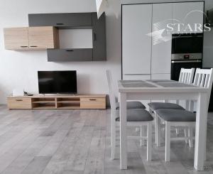 Moderný 2-izbový byt na prenájom v top lokalite – Trnavská cesta