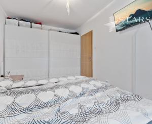 Na predaj 3 izbový byt s loggiou