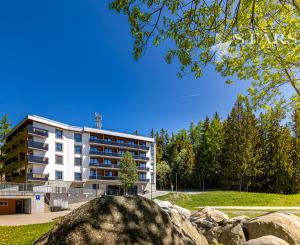 VÝNIMOČNÝ APARTMÁN V SRDCI VYSOKÝCH TATIER