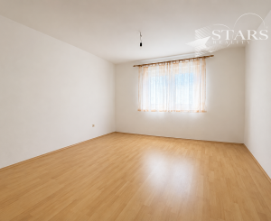 RODINNÝ DOM S POZEMKOM 1 905 m² V OBCI CHOČA