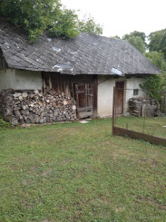 RODINNÝ DOM SO ZÁHRADOU V ČUKALOVCIACH – 1 658 m² | POKOJ A PRÍRODA