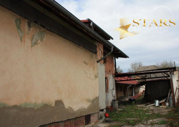 Vaša šanca na nový začiatok: Rodinný dom s pekárňou v malebných Vaďovciach!