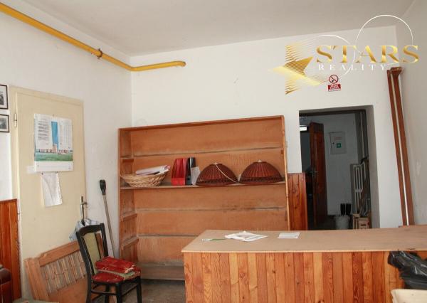 Vaša šanca na nový začiatok: Rodinný dom s pekárňou v malebných Vaďovciach!