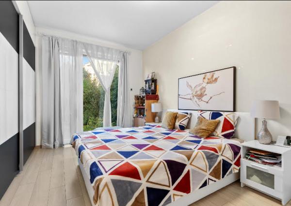 Štýlové bývanie so záhradou pri jazere len 20 minút od Bratislavy