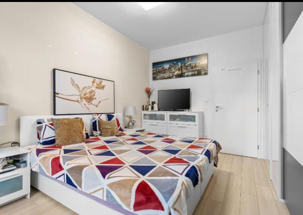 Štýlové bývanie so záhradou pri jazere len 20 minút od Bratislavy