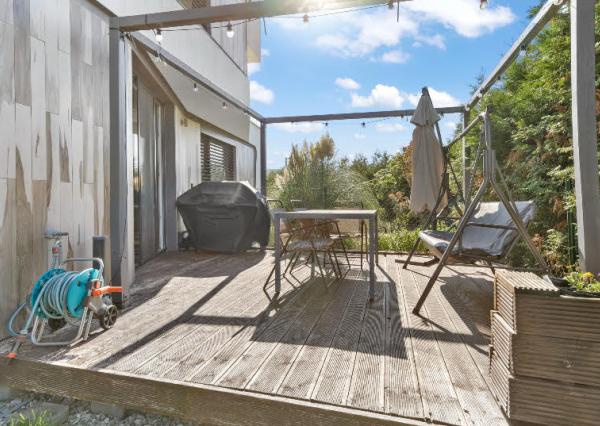 Štýlové bývanie so záhradou pri jazere len 20 minút od Bratislavy