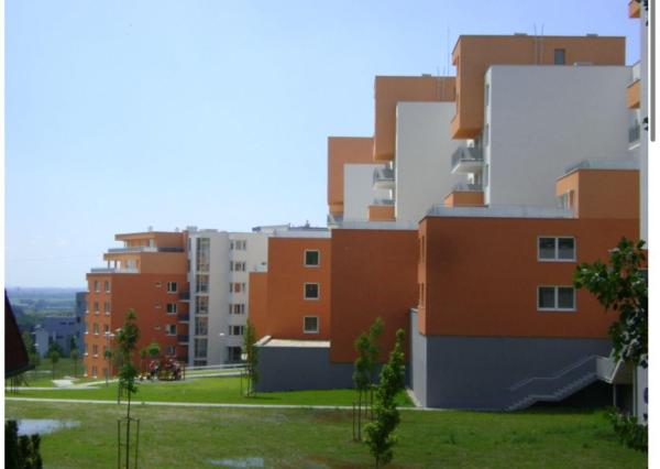 Prenájom 3,5-izbového bytu – Dlhé diely (komplex Kaskády)