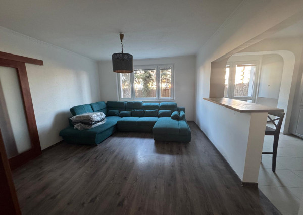 2-izbový byt so súkromnou záhradou v Karlovej Vsi