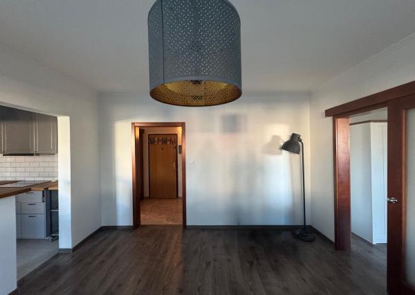 2-izbový byt so súkromnou záhradou v Karlovej Vsi