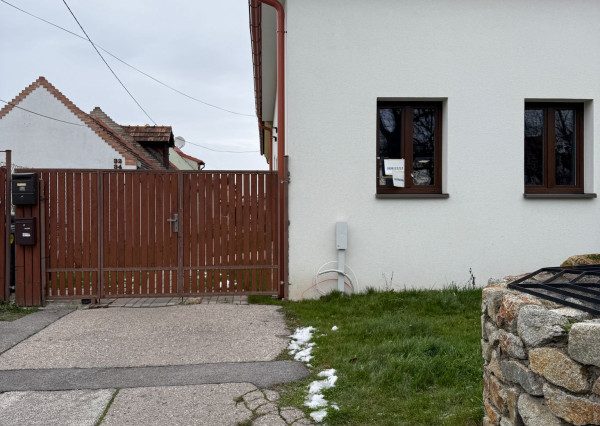 Vlastná záhrada, novostavba – ideálny 2-izbový mezonet