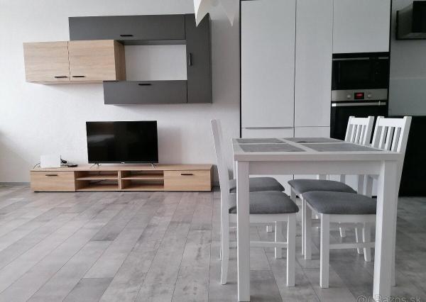 Moderný 2-izbový byt na prenájom v top lokalite – Trnavská cesta