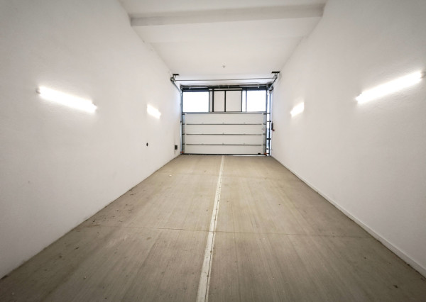 Predaj garážového státia v blízkosti CITY PARK Rovinka a nového Urban Fitness.