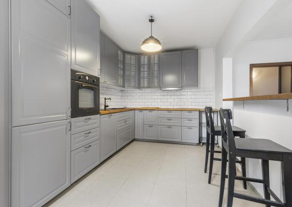 2-izbový byt so súkromnou záhradou v Karlovej Vsi