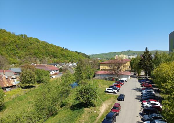 NA PREDAJ ZREKONŠTRUOVANÝ 3 IZBOVÝ BYT SNINA