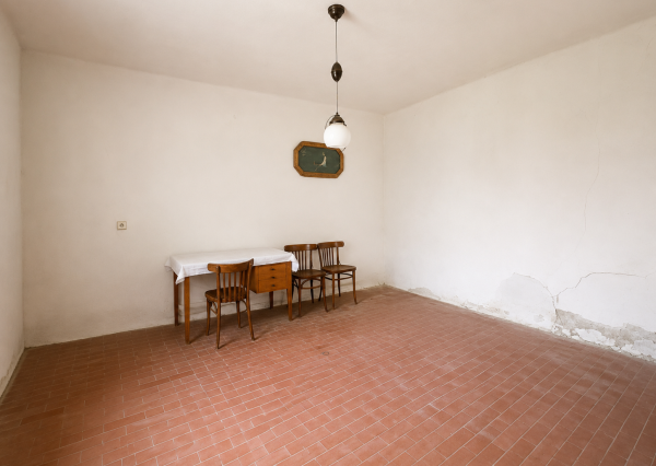 RODINNÝ DOM S POZEMKOM 1 905 m² V OBCI CHOČA